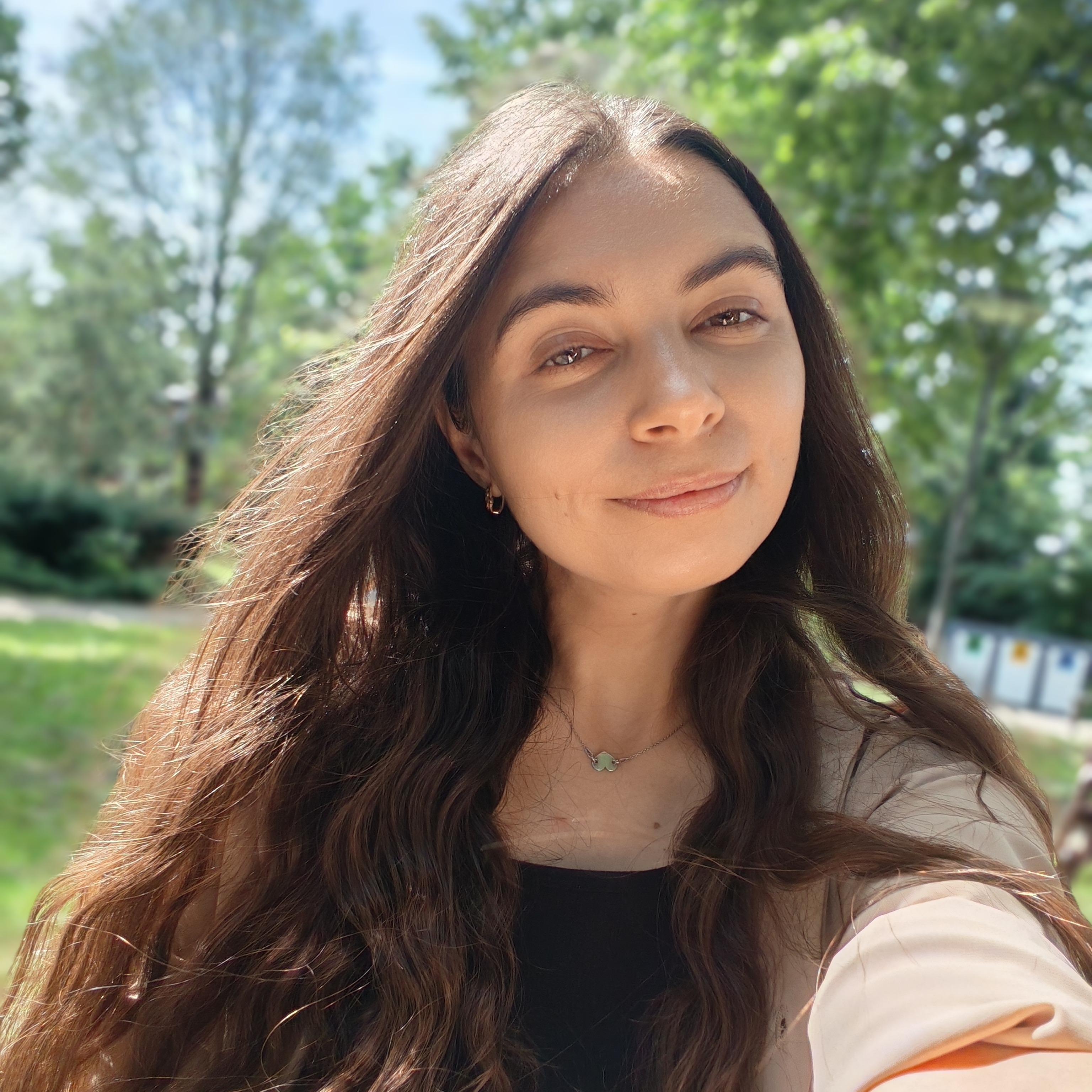 Izabela  P
