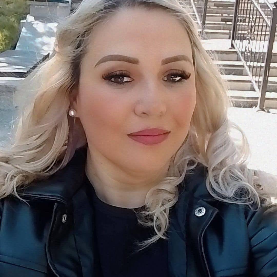 Dana B