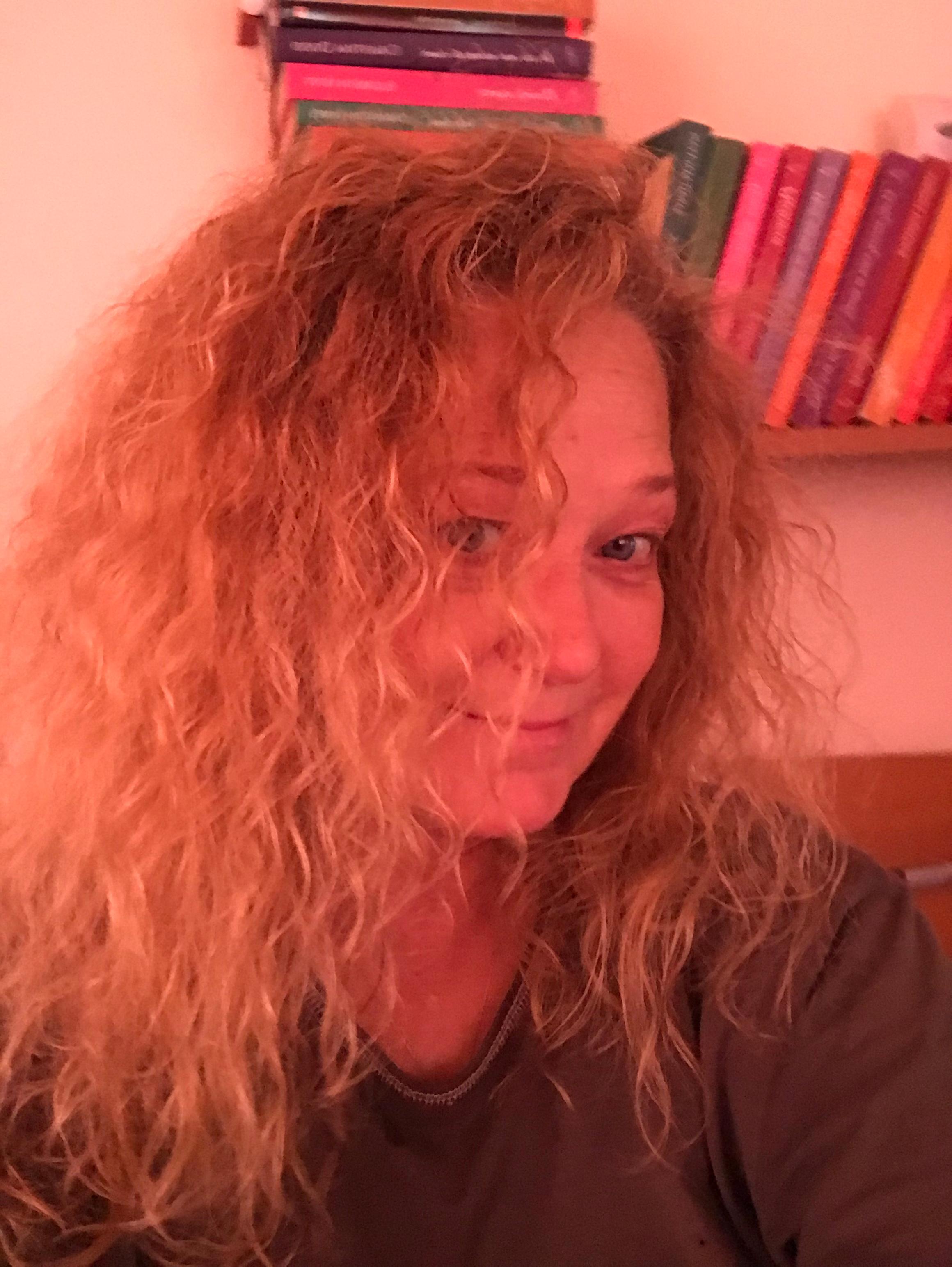 Mirela R