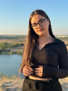 Adina  S