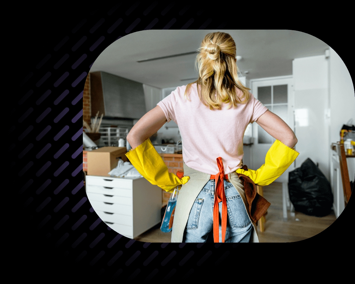 Image of a woman ready for cleaning