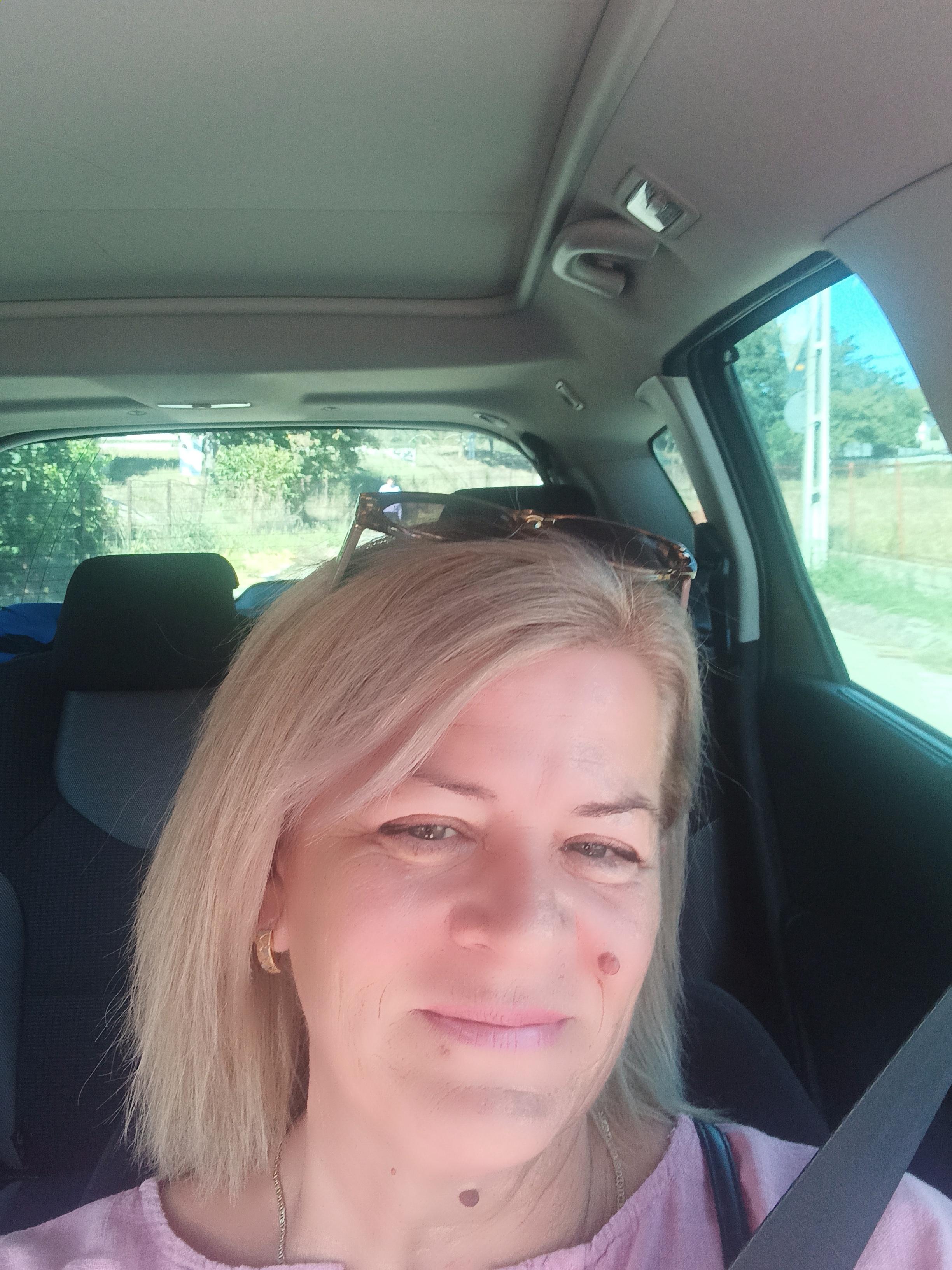 Luminita e