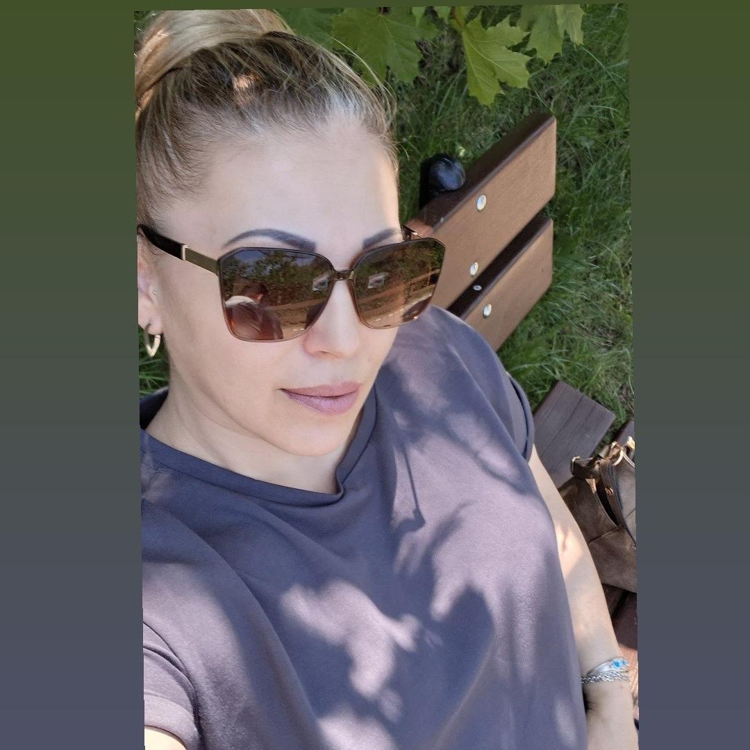 Agnes Erzsebet S