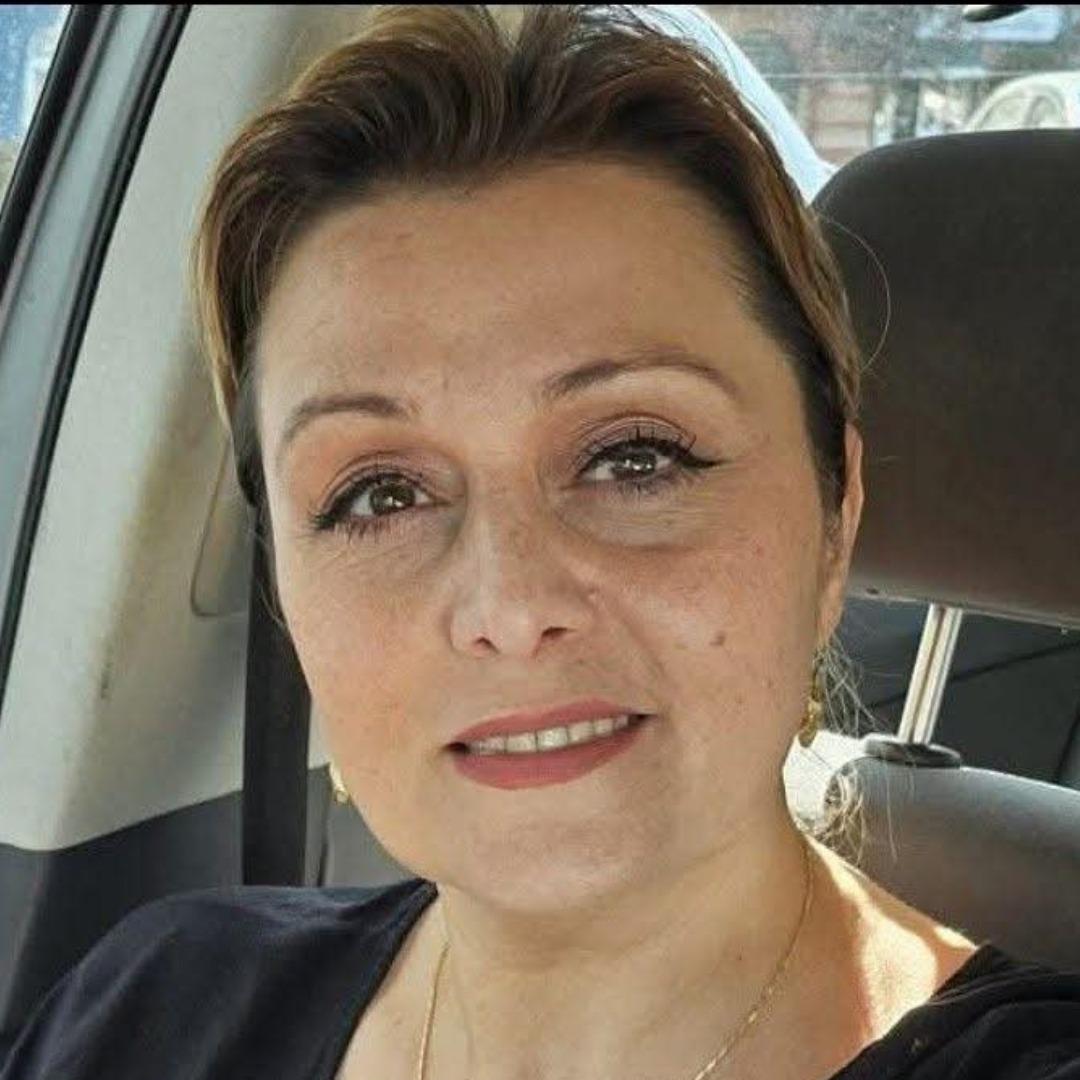 Violeta R