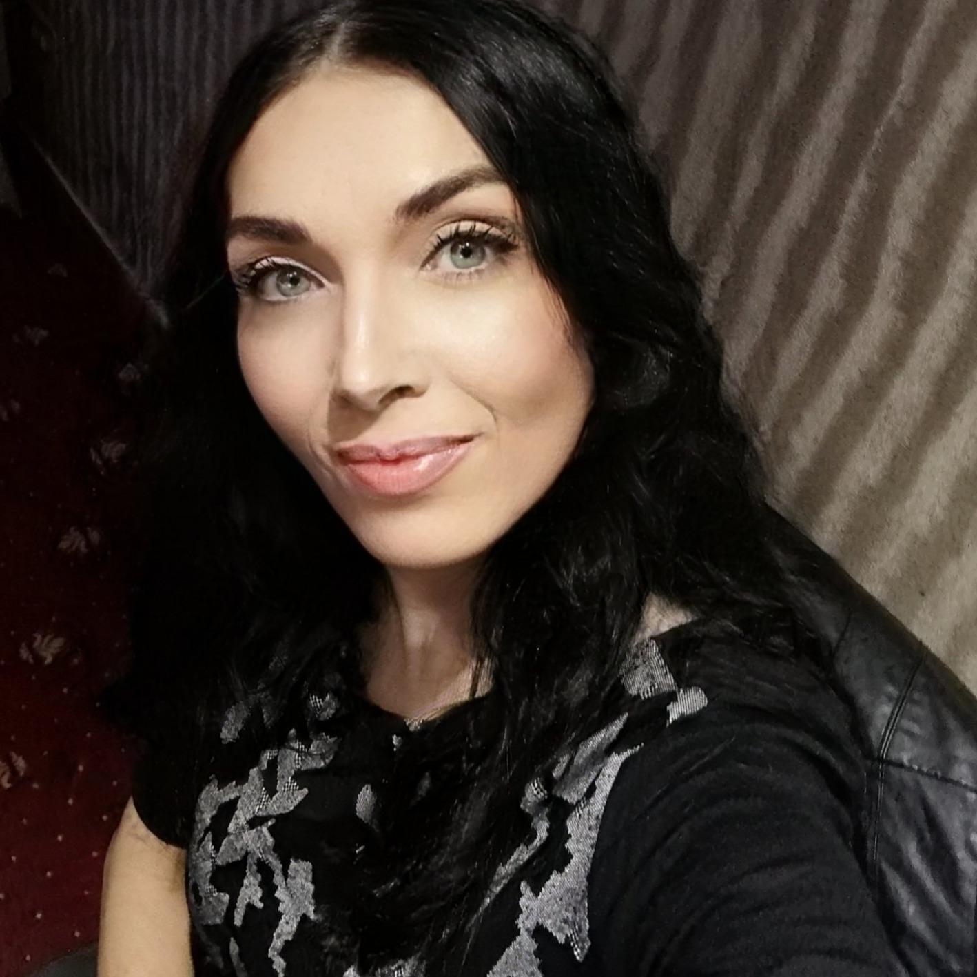 Roxana M